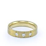 Men's Three Stone Diamond Wedding Band in 14kt Yellow Gold 