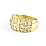 Diamond Ring in 14kt Yellow Gold