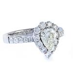 Pear Shape Diamond Engagement Ring in 18kt White Gold 