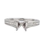 Vintage Diamond Engagement Ring in 18kt White Gold