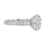 Diamond Cluster Ring in 18kt White Gold