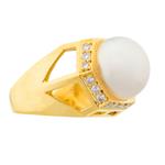 Natural Pearl Diamond Ring in 18kt Gold