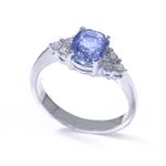 Tanzanite Diamond Ring in 18kt White Gold 