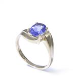 Oval Cut Tanzanite Solitaire 10kt Gold Ring