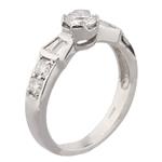 Round Diamond Engagement Ring in 18kt White Gold