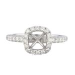 Round Diamond Halo Engagement Ring Setting in 14kt White Gold