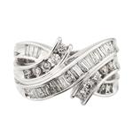 Unqiue Diamond Ring in 14kt White Gold